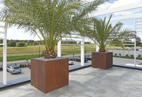 Donica z włókna szklanego ŚCIANKA imitacja betonu lub cortenu